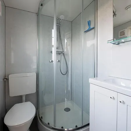 89, Groenvink - One With Nature! אויסטרוויק