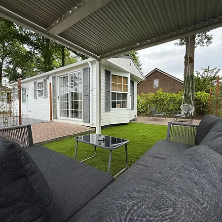 89, Groenvink - One With Nature!